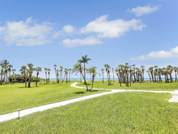 6th floor views Gulf Front of Vanderbilt Beach 3 month rental